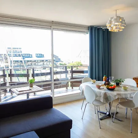 Apartment Les Marinas By Interhome *